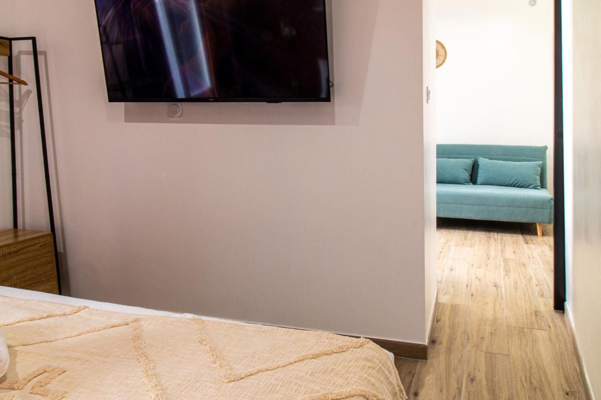 Nimes Centre - A 5 Minutes Des Arenes Apartment Luaran gambar