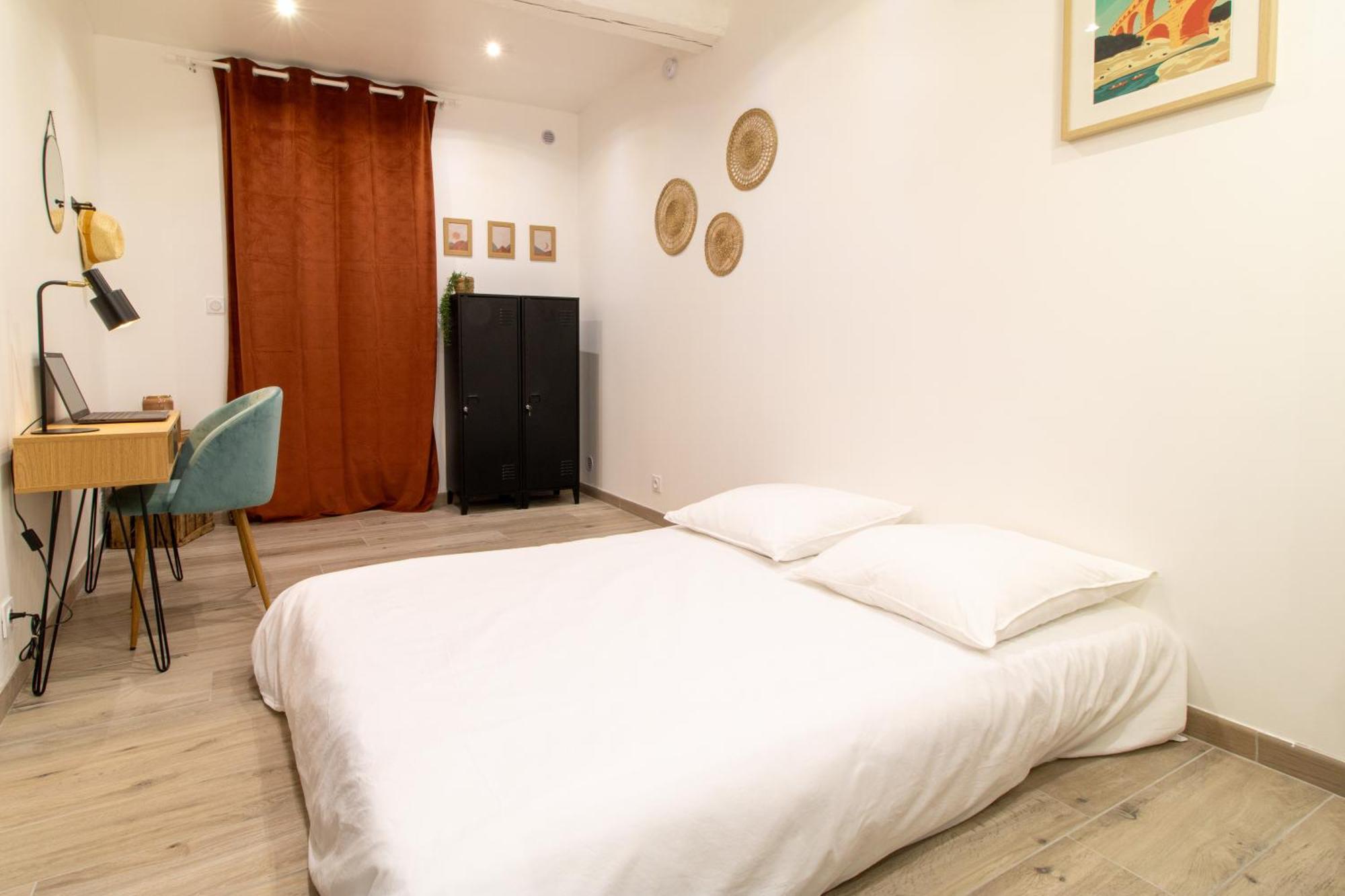 Nimes Centre - A 5 Minutes Des Arenes Apartment Luaran gambar